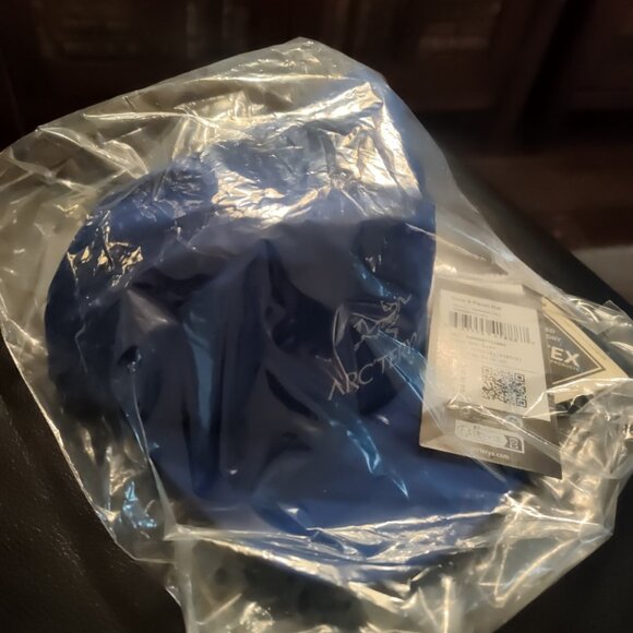 NWT Arc'teryx Gore-Tex Gore 5 Panel Blue Cap Hat Vitality 7762 Retail $110 - Picture 2 of 7